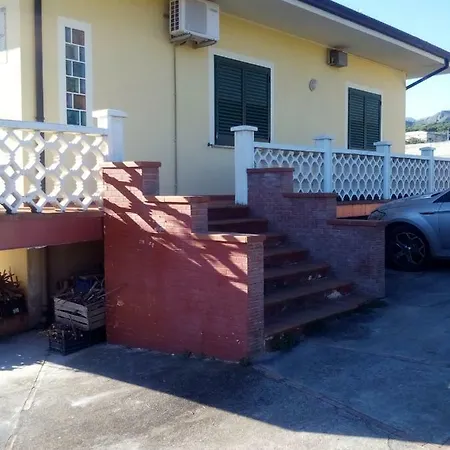 Bed & Breakfast Tra Gli Ulivi Castrovillari